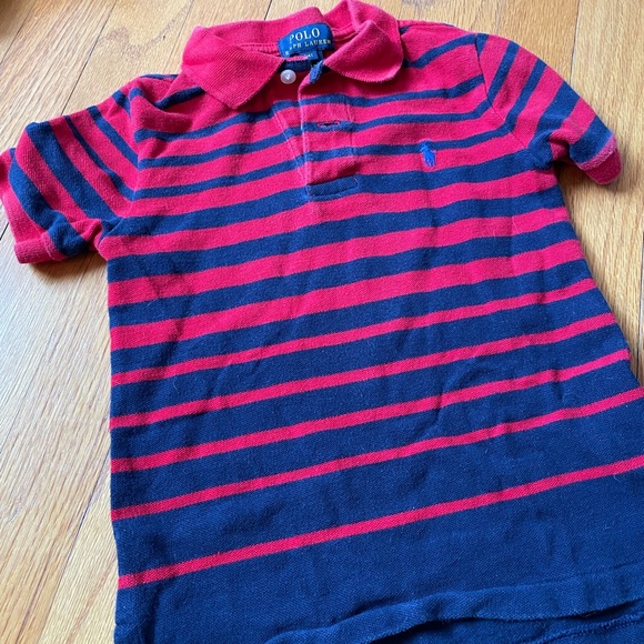 COPY - Lot of 3 boys’ size 3T shirts - Picture 3 of 8